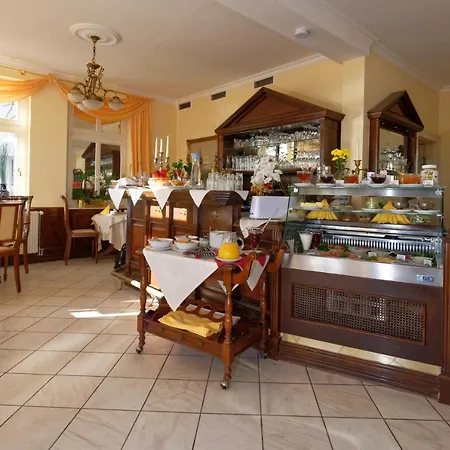 Desny 아파트호텔 4*